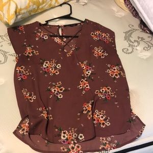 Cap sleeve maroon floral top